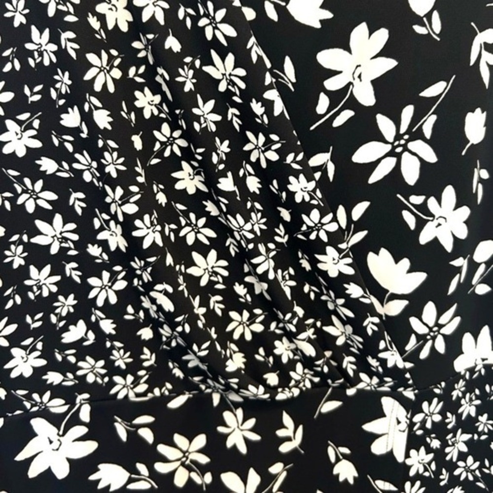 NWT Talbots Bicolor Floral Faux Wrap Dress 2X Jersey Stretch Black White DR-1591 - Picture 10 of 10
